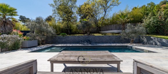 5 bedrooms Villa in Saint-Clement-de-Riviere, France No. 346630 4