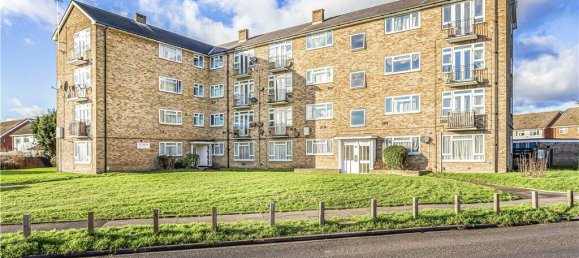 1 غرف نوم شقة في Surrey, United Kingdom رقم 8599 11