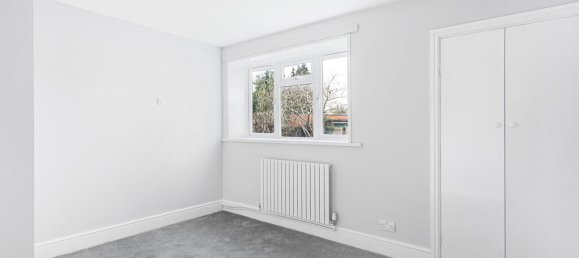 1 غرف نوم شقة في Surrey, United Kingdom رقم 8599 7