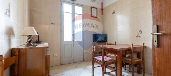 Apartamento de 4 divisões em Cagliari, Italy N.º 297782 11