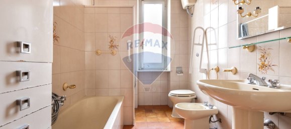 Apartamento de 4 divisões em Cagliari, Italy N.º 297782 33