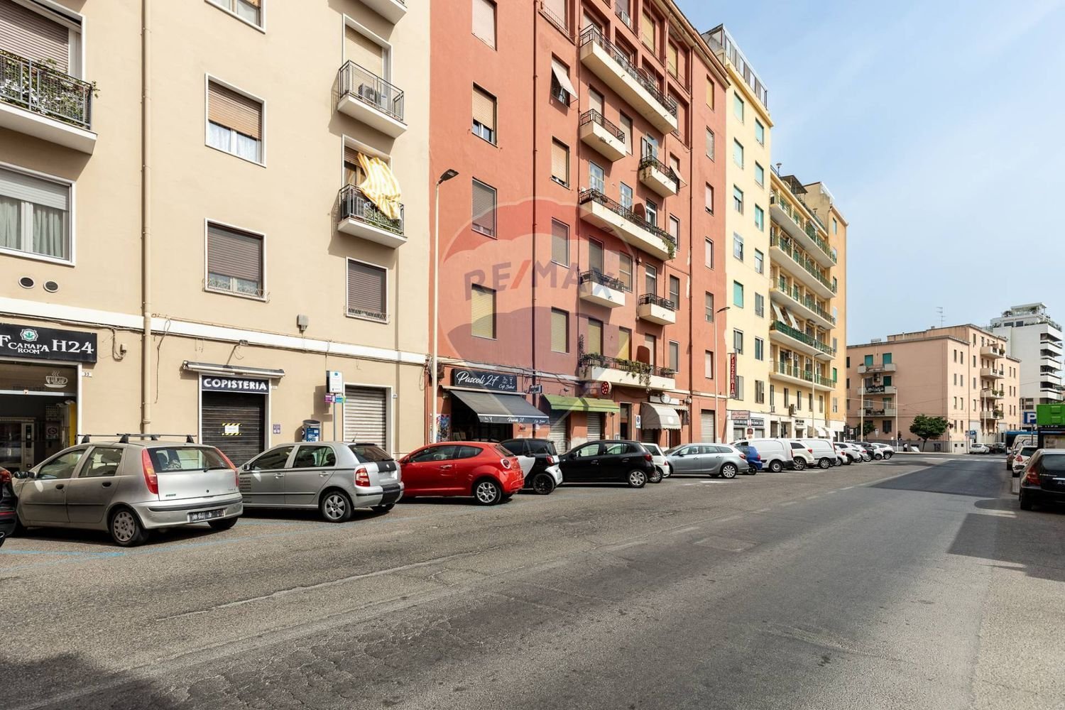 Apartamento de 4 divisões em Cagliari, Italy N.º 297782