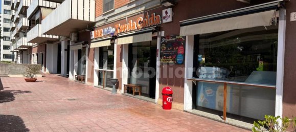 Propiedad comercial de 1 habitación en Rome, Italy No. 130392 2