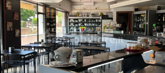 Propiedad comercial de 1 habitación en Rome, Italy No. 130392 11