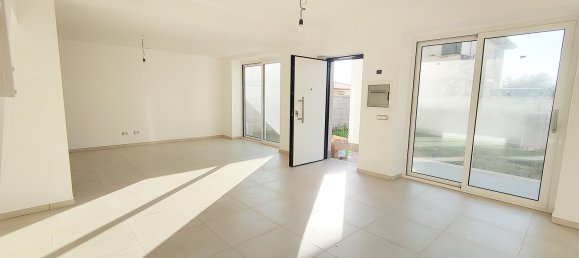 5غرفة فيلا في Anzio, Italy رقم 128782 9