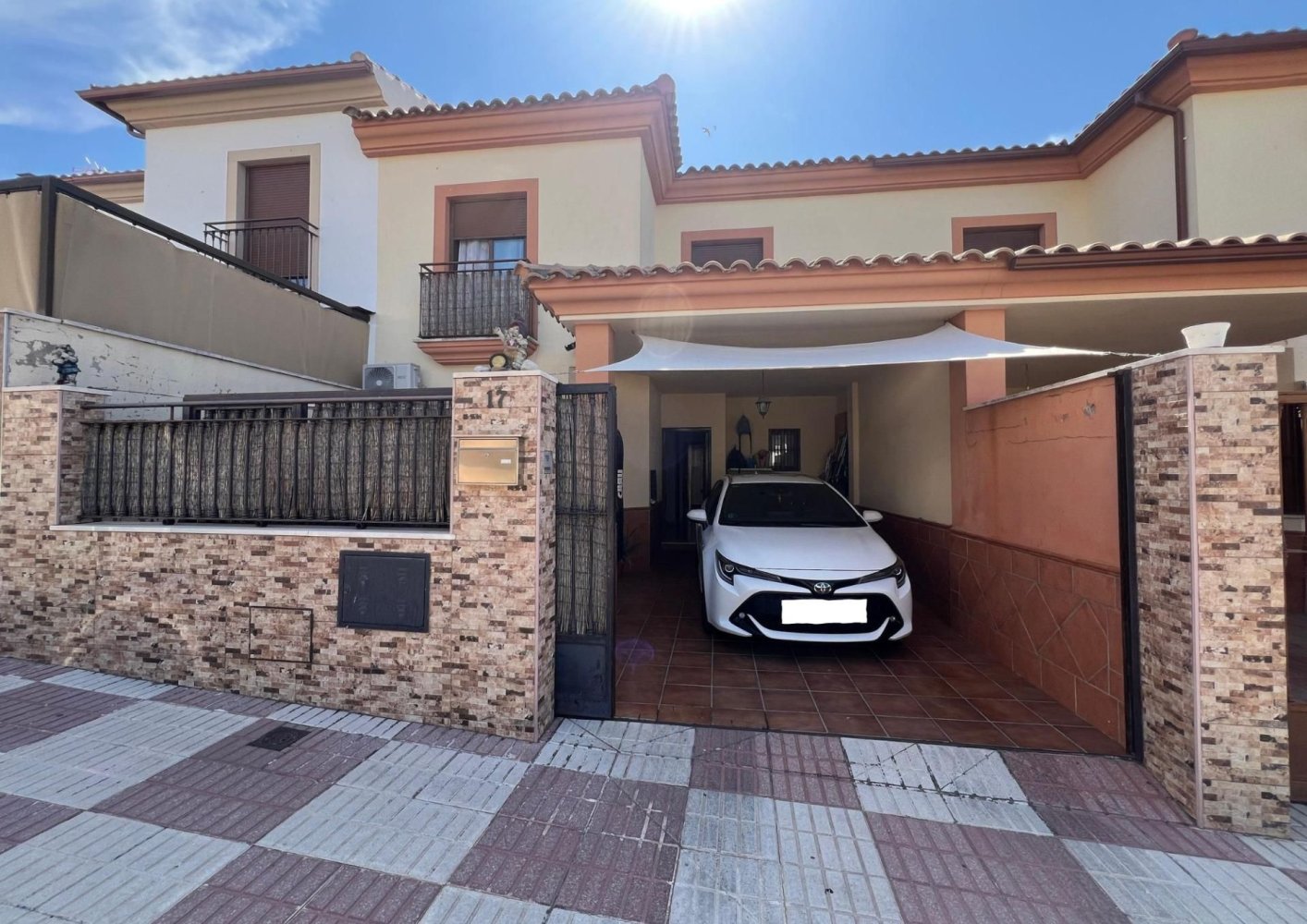 4 bedrooms House in Cordoba, Spain No. 230063