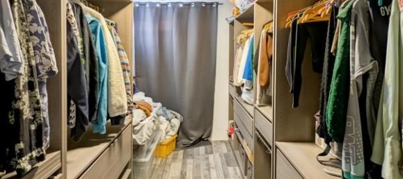 5 bedrooms House in Les Adjots, France No. 96472 4