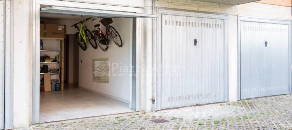 Apartamento de 4 divisões em Reggio Emilia, Italy N.º 8310 28