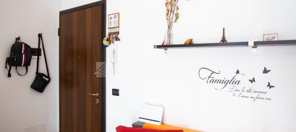 Apartamento de 4 divisões em Reggio Emilia, Italy N.º 8310 6