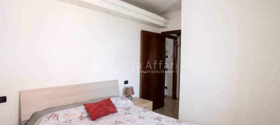 Apartamento de 4 divisões em Reggio Emilia, Italy N.º 8310 14