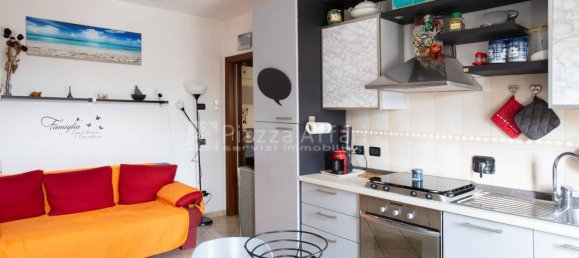 Apartamento de 4 divisões em Reggio Emilia, Italy N.º 8310 5