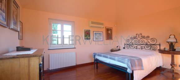 4 Schlafzimmer Villa in Serra Riccò, Italy, Nr. 170831 16