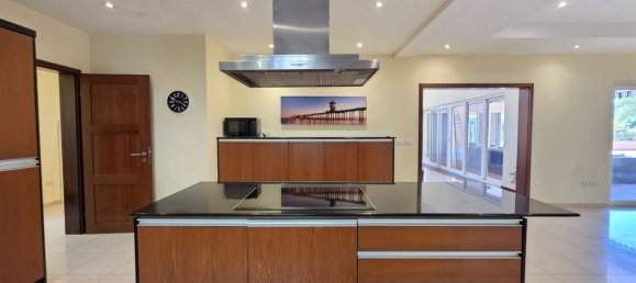 4 bedrooms House for sale in Pattaya, Chonburi, Eastern Thailand, Thailand № 71887 12
