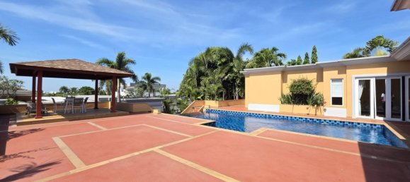 4 bedrooms House for sale in Pattaya, Chonburi, Eastern Thailand, Thailand № 71887 4