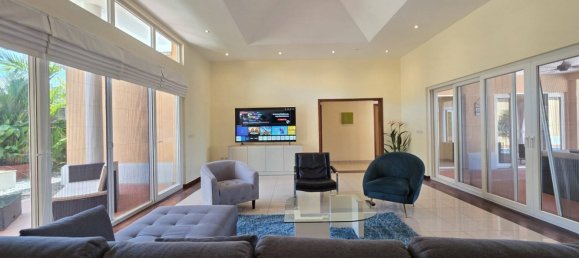 4 bedrooms House for sale in Pattaya, Chonburi, Eastern Thailand, Thailand № 71887 15