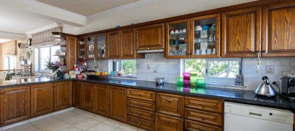 6 bedrooms Commercial property in Limassol, Cyprus No. 20045 9