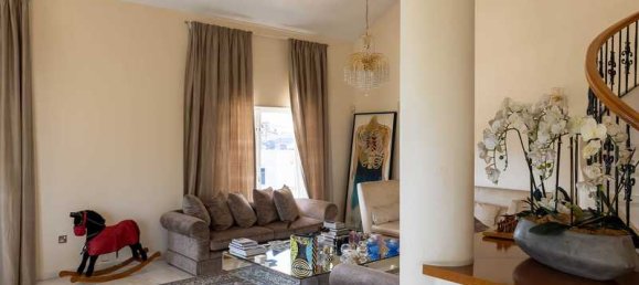 6 bedrooms Commercial property in Limassol, Cyprus No. 20045 12