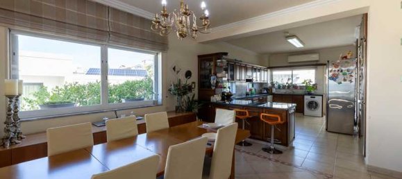 6 bedrooms Commercial property in Limassol, Cyprus No. 20045 6