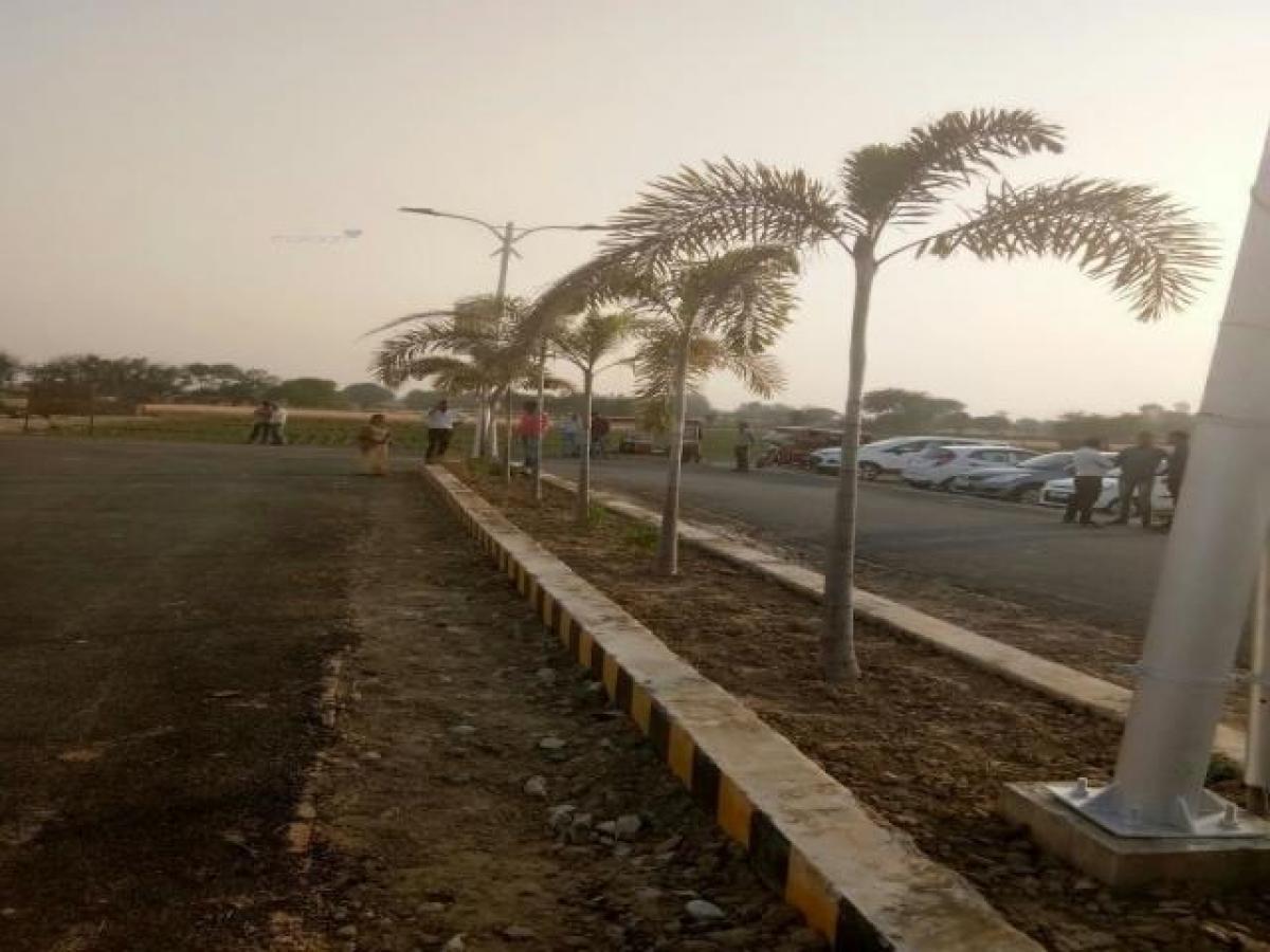  Land in Lucknow, India No. 34077