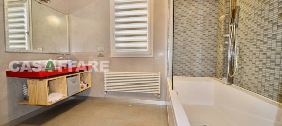 3 Schlafzimmer Villa in Romano di Lombardia, Italy, Nr. 112737 15