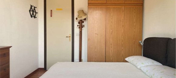 2-salle Appartement à Albenga, Italy No. 147413 15