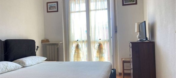 2-salle Appartement à Albenga, Italy No. 147413 16