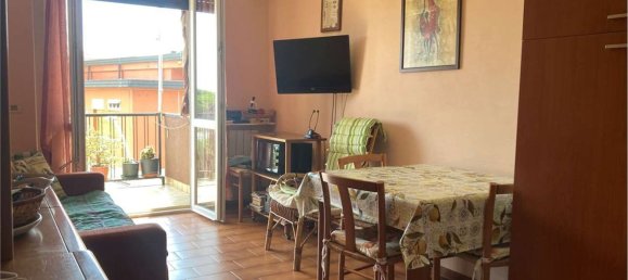 2-salle Appartement à Albenga, Italy No. 147413 6