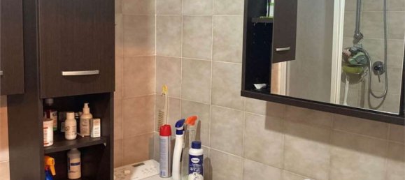 2-salle Appartement à Albenga, Italy No. 147413 30