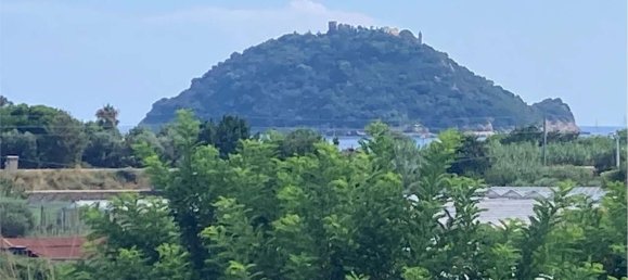 2-salle Appartement à Albenga, Italy No. 147413 2