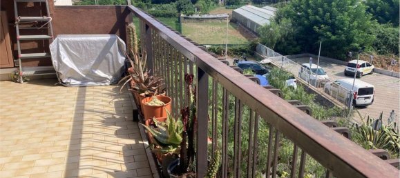 2-salle Appartement à Albenga, Italy No. 147413 4