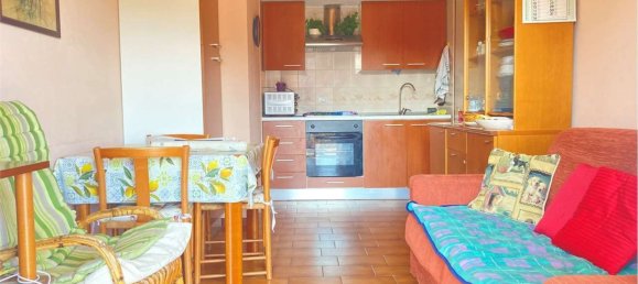 2-salle Appartement à Albenga, Italy No. 147413 11