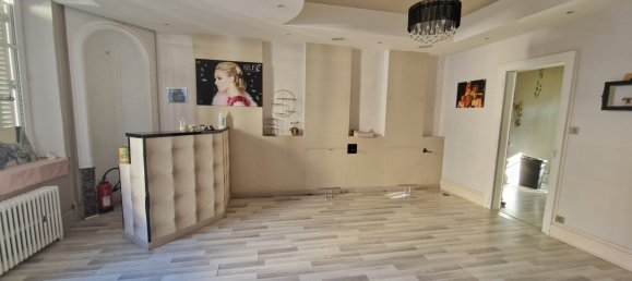 6 bedrooms House in Nomeny, France No. 220872 2