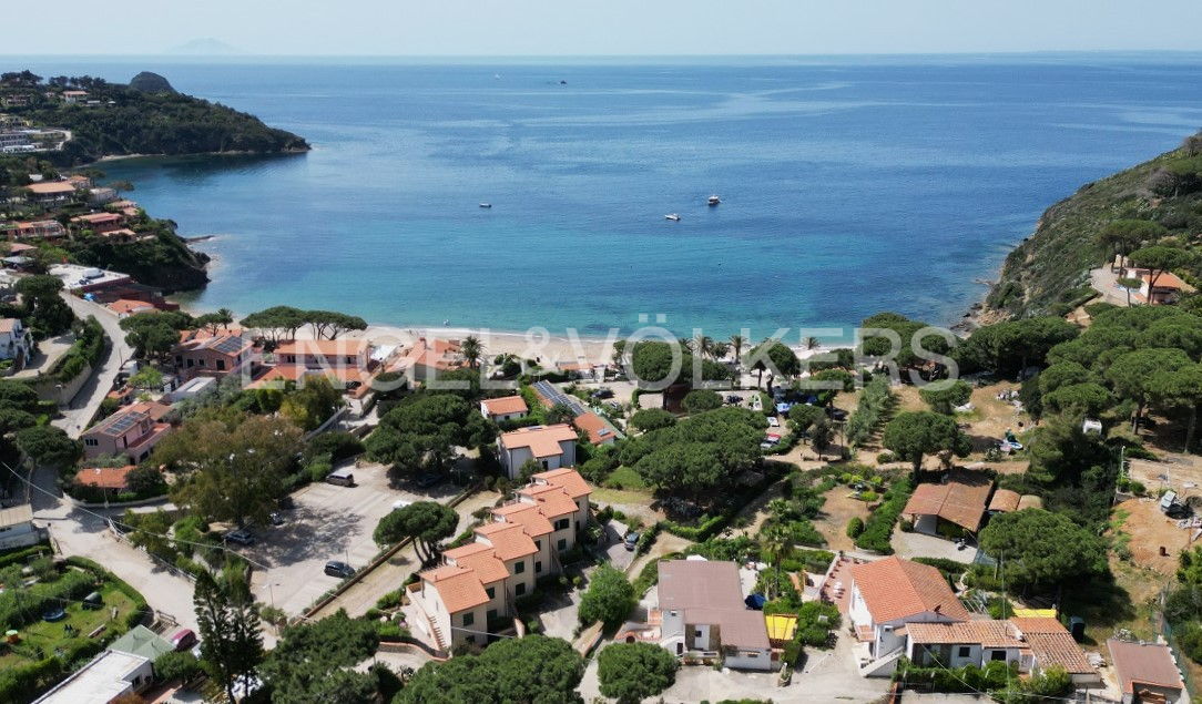 7 bedrooms Villa in Capoliveri, Italy No. 103911