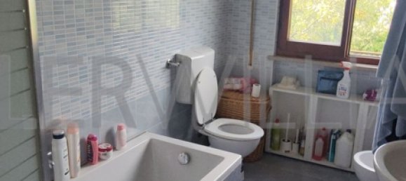 5 bedrooms House in Aulla, Italy No. 339472 11