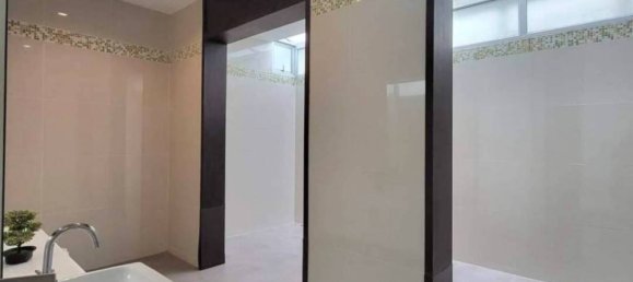 5 bedrooms Villa in Sattahip, Thailand No. 17147 7