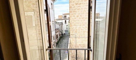 3 rooms Apartment in Civita Castellana, Italy No. 233086 4