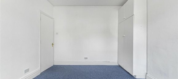 1 bedroom Apartment in North Finchley, United Kingdom No. 6726 6