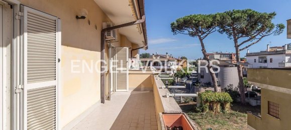3 rooms Penthouse in Ladispoli, Italy No. 62549 19