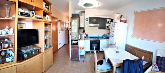 3 rooms Apartment in Albenga, Italy No. 178943 4