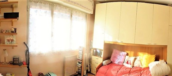 3 rooms Apartment in Albenga, Italy No. 178943 9