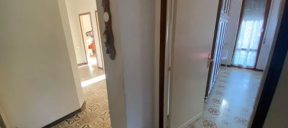 12 rooms House in Tortoreto, Italy No. 83997 7