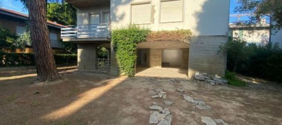 12 rooms House in Tortoreto, Italy No. 83997 27