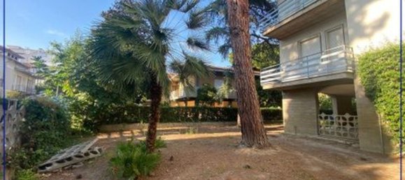 12 rooms House in Tortoreto, Italy No. 83997 25