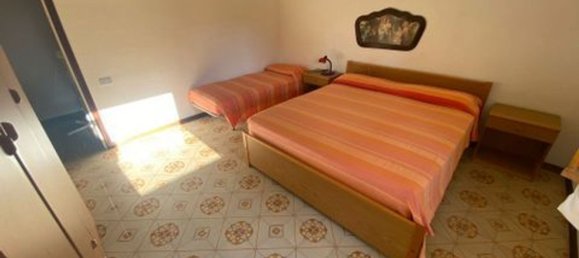 12 rooms House in Tortoreto, Italy No. 83997 19