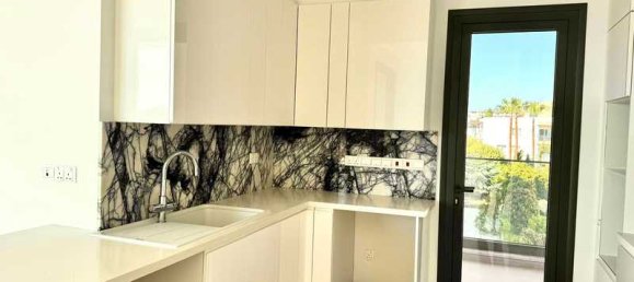 3 Schlafzimmer Wohnung in Limassol, Cyprus, Nr. 11985 10