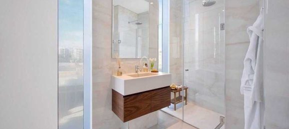 3 bedrooms Apartment in Limassol, Cyprus No. 19355 13