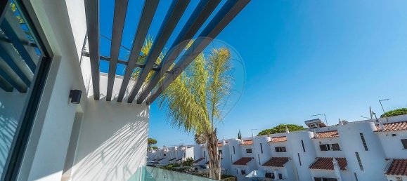 4 غرف نوم منزل في Quarteira, Portugal رقم 29642 28