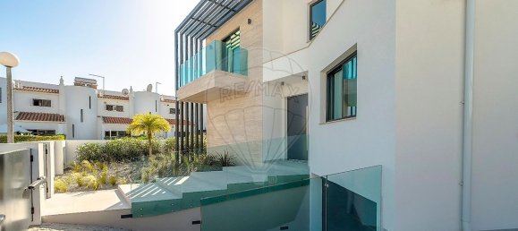 4 غرف نوم منزل في Quarteira, Portugal رقم 29642 3