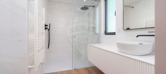 4 غرف نوم منزل في Quarteira, Portugal رقم 29642 17