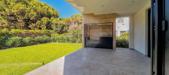 4 غرف نوم منزل في Quarteira, Portugal رقم 29642 13